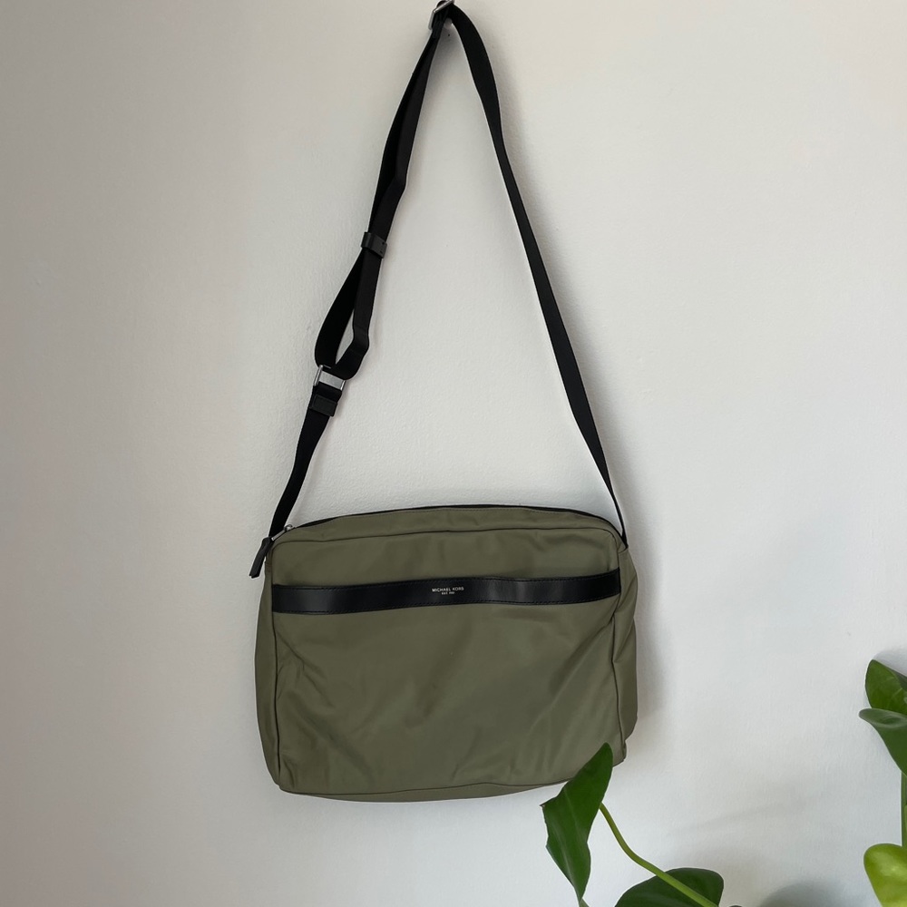 Michael Kors messenger bag